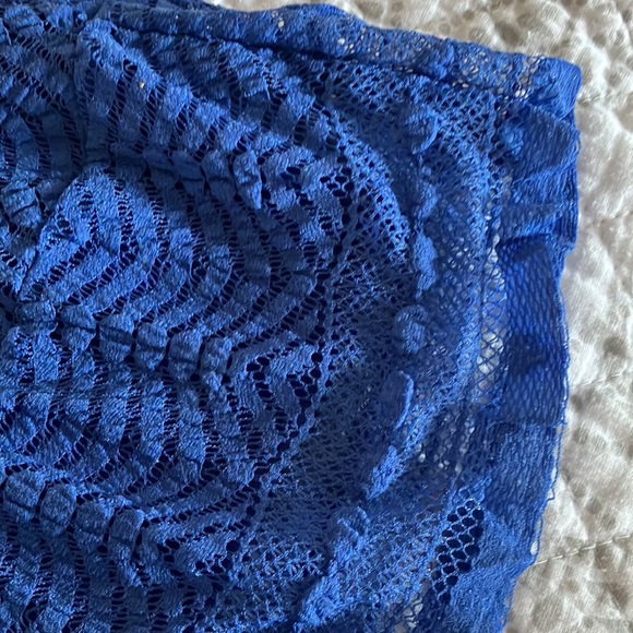 Periwinkle Blue Lace A-Line V-Neck MIDI Dress - Picture 3 of 11